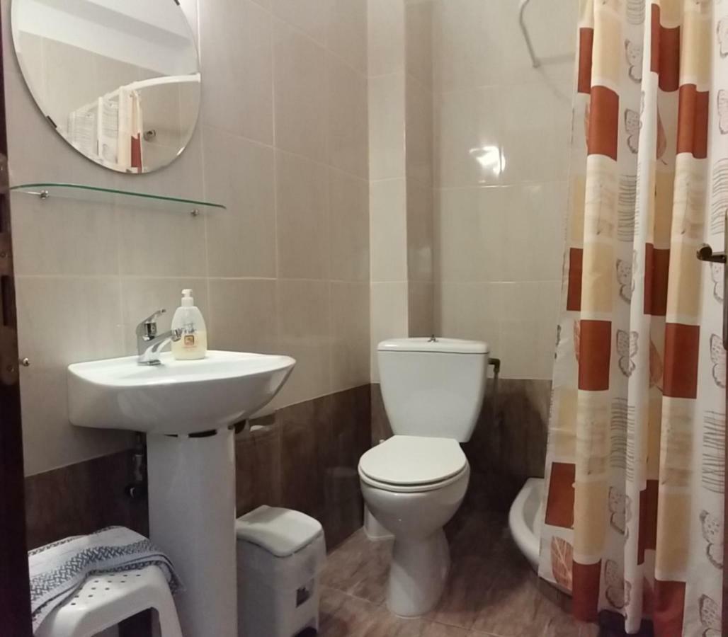 Gougousis Apartments Kaloyiros エクステリア 写真