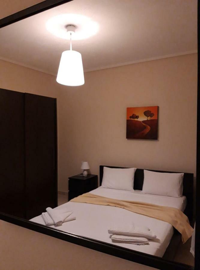 Gougousis Apartments Kaloyiros エクステリア 写真